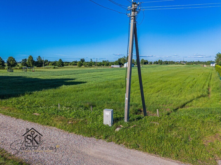 PARDUODAMAS 50 ARŲ NAMŲ VALDOS SKLYPAS MEISKIŲ K., PIEVŲ G. 9 3