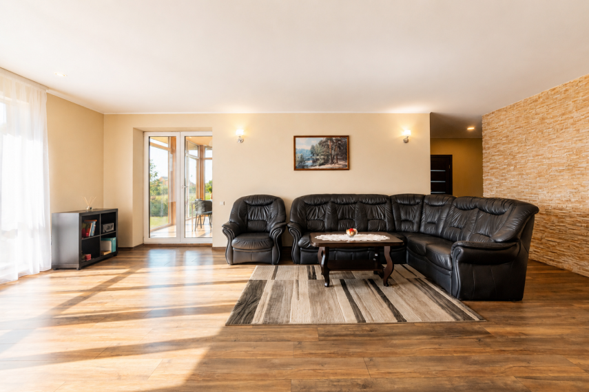 Parduodamas namas Akacijų g., Vinkšnėnų k., Šiaulių r. sav., 193.00 m² ploto 4 kambariai 11