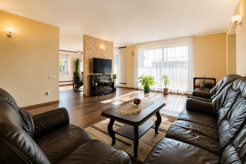 Parduodamas namas Akacijų g., Vinkšnėnų k., Šiaulių r. sav., 193.00 m² ploto 4 kambariai 8