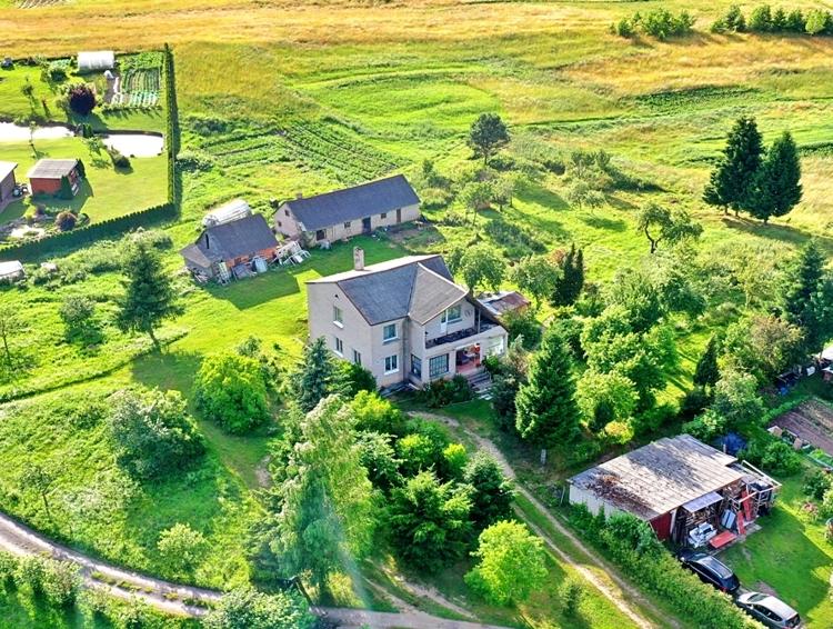 Parduodamas namas Kijėlių k., Molėtų r. sav., 259.00 m² ploto 7 kambariai 2