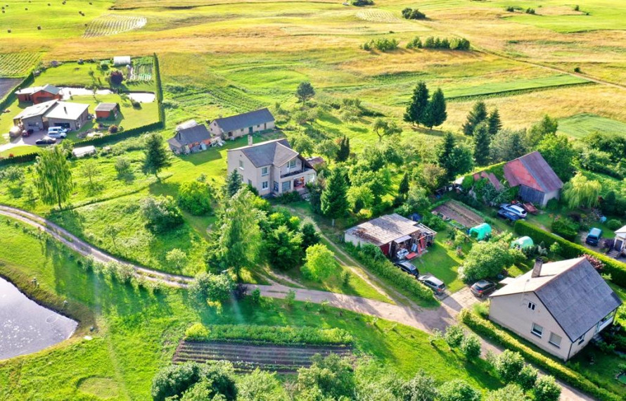 Parduodamas namas Kijėlių k., Molėtų r. sav., 259.00 m² ploto 7 kambariai 6