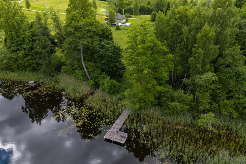 Parduodamas namas Varniškių k., Zarasų r. sav., 164.00 m² ploto 5 kambariai 18