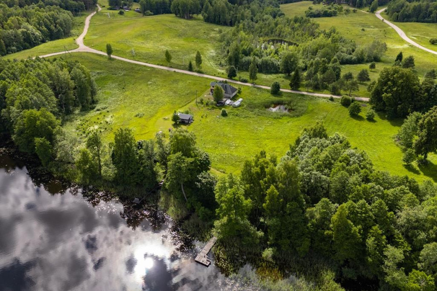 Parduodamas namas Varniškių k., Zarasų r. sav., 164.00 m² ploto 5 kambariai 7