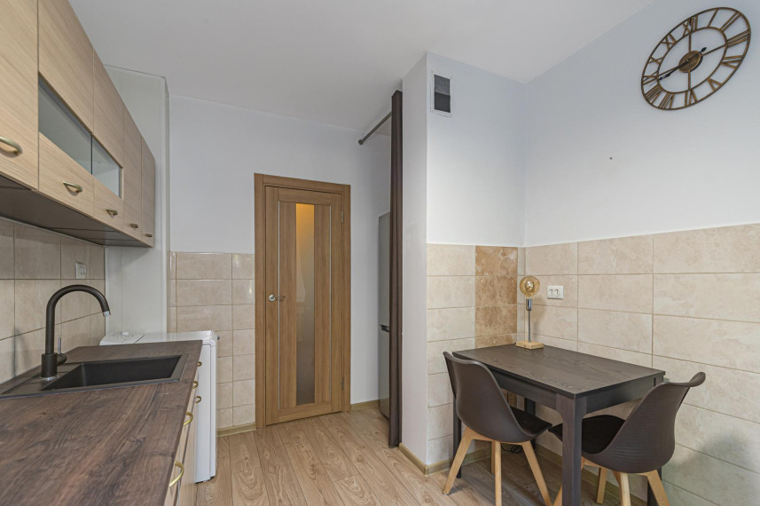 Parduodamas butas Šiaurės pr., Eiguliai, Kauno m., Kauno m. sav., 37.77 m² ploto 1 kambarys 8