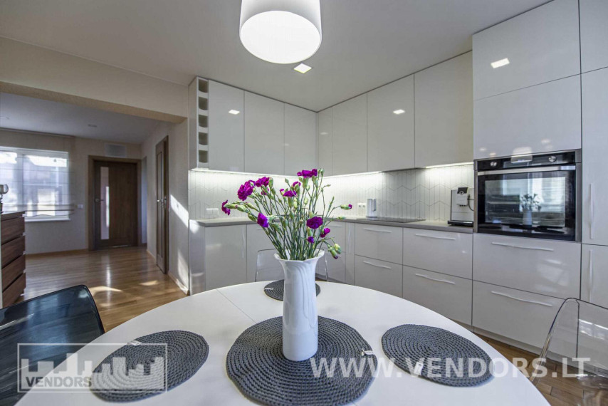 Parduodamas namas Jūros g., Žadvainų k., Rietavo sav., 251.91 m² ploto 4 kambariai 22