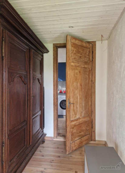 Nuomojamas namas Kelmijos Sodų 24-oji g., Salininkai, Vilniaus m., Vilniaus m. sav., 30 m² ploto 2 kambariai 3
