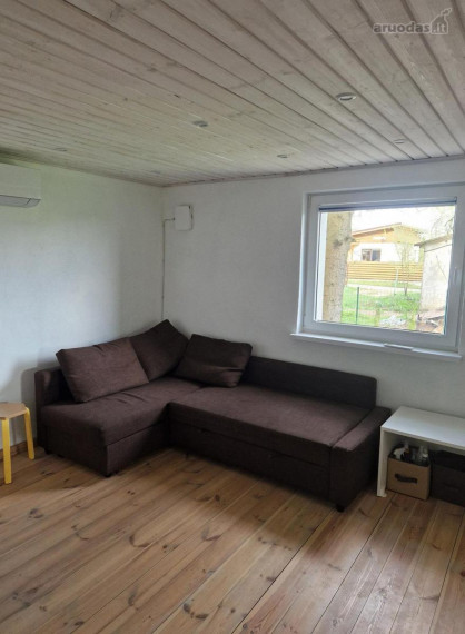 Nuomojamas namas Kelmijos Sodų 24-oji g., Salininkai, Vilniaus m., Vilniaus m. sav., 30 m² ploto 2 kambariai 6