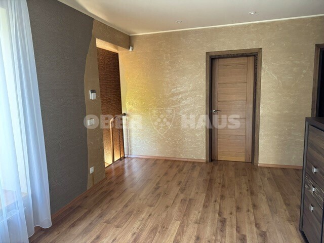 Parduodamas namas Žiburių g., Ginkūnai, Ginkūnų k., Šiaulių r. sav., 242.11 m2 ploto, 2 aukštai 13