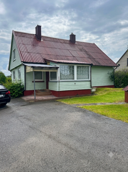 Parduodamas namas Ežero g., Mosėdžio mstl., Skuodo r. sav., 174 m² ploto 4 kambariai 6