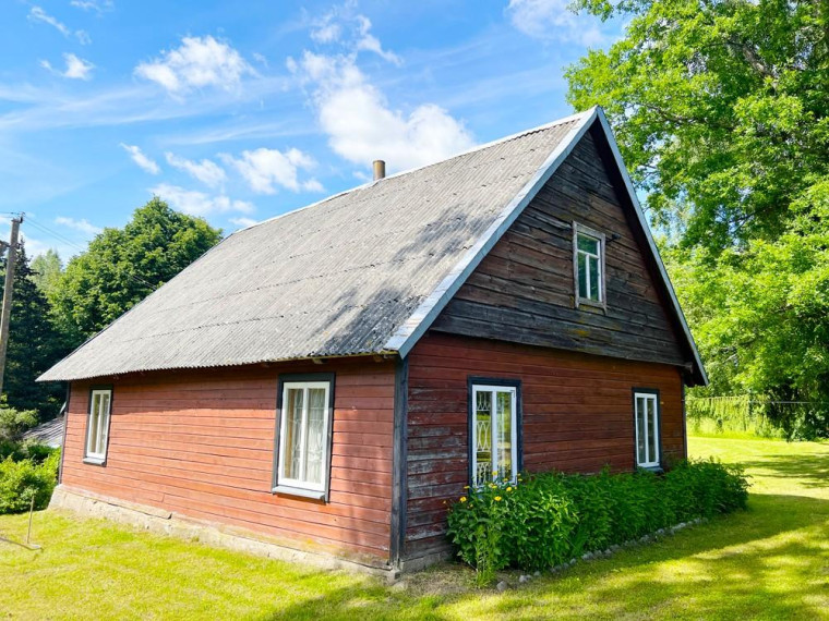 Parduodamas namas Valiulio Kalnelio g., Juodonių k., Rokiškio r. sav., 74.95 m² ploto 3 kambariai 5