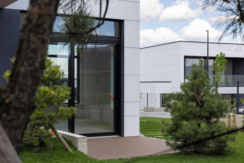 Parduodamas namas Lukšinės g., Kalnėnai, Vilniaus m., Vilniaus m. sav., 237 m² ploto 5 kambariai 2