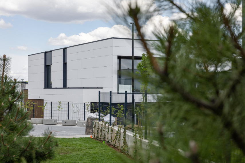 Parduodamas namas Lukšinės g., Kalnėnai, Vilniaus m., Vilniaus m. sav., 237 m² ploto 5 kambariai 3