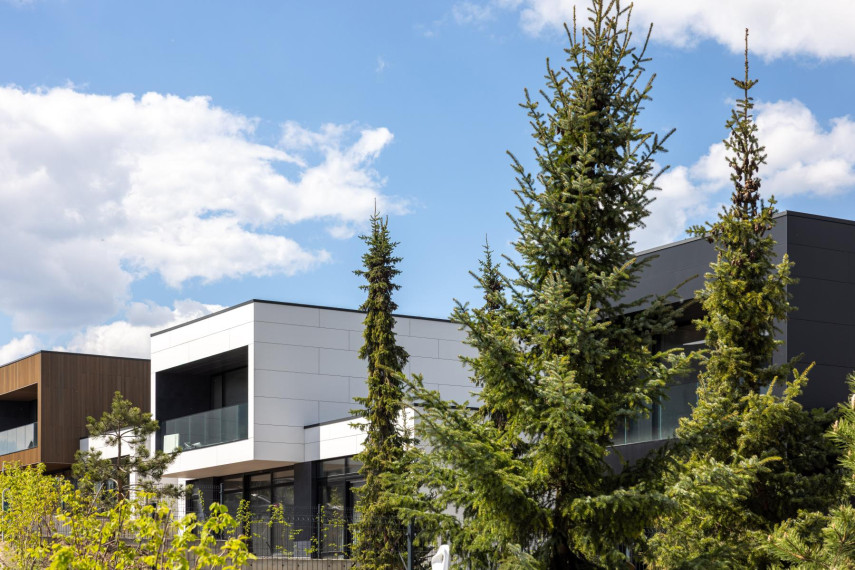 Parduodamas namas Lukšinės g., Kalnėnai, Vilniaus m., Vilniaus m. sav., 237 m² ploto 5 kambariai 4