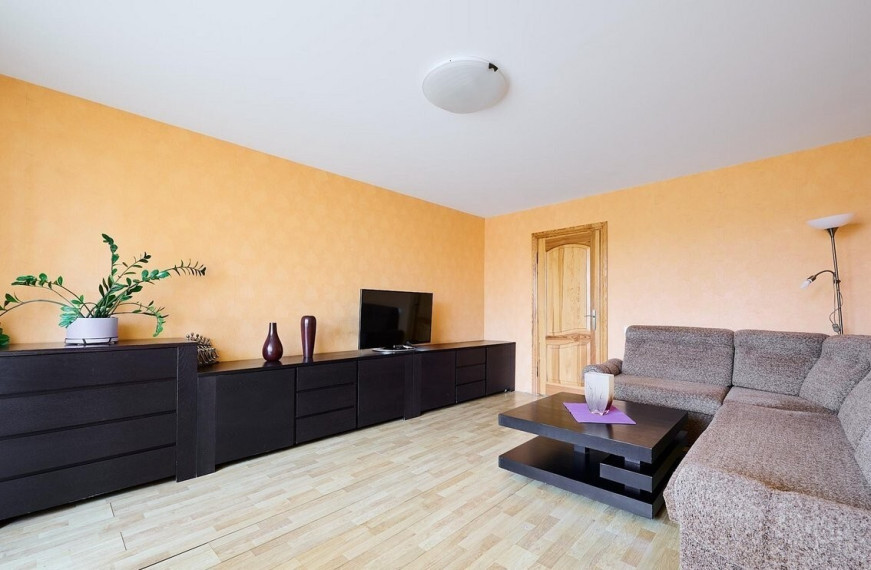 Parduodamas butas Klaipėdos apskritis, Klaipėda, Nidos g., 55 m2 ploto, 2 kambariai 5