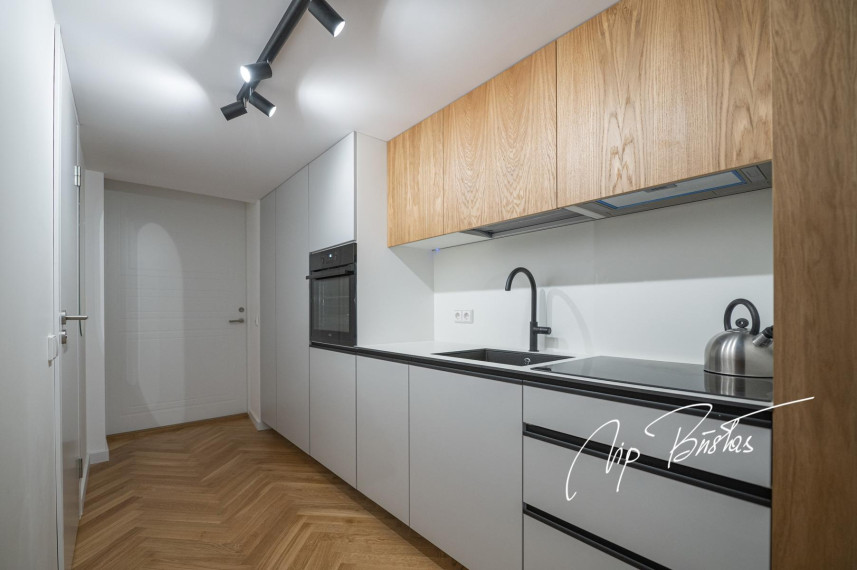 Parduodamas butas Kęstučio g., Centras, Kauno m., Kauno m. sav., 25.6 m² ploto 2 kambariai 10