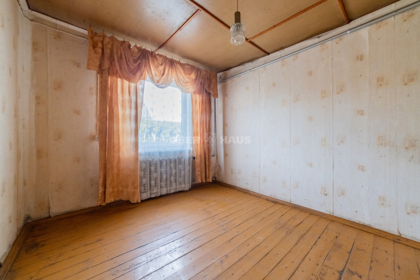 Parduodamas namas Žalioji g., Kuršėnų m., Šiaulių r. sav., 66 m2 ploto, 1 aukštai 12