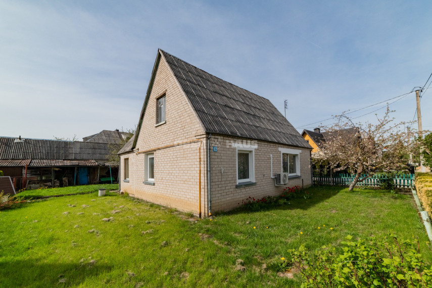 Parduodamas namas Žalioji g., Kuršėnų m., Šiaulių r. sav., 66 m2 ploto, 1 aukštai 33