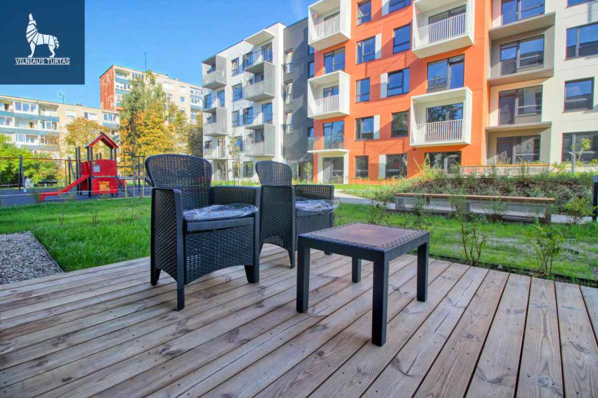 Nuomojamas butas Sausio 13-osios g., Karoliniškės, Vilniaus m., Vilniaus m. sav., 28 m2 ploto, 1 kambariai 1