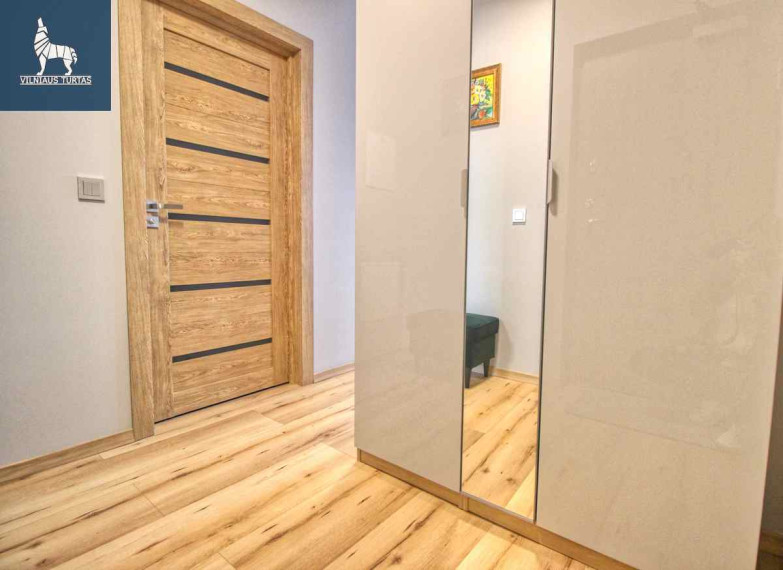 Nuomojamas butas Sausio 13-osios g., Karoliniškės, Vilniaus m., Vilniaus m. sav., 28 m2 ploto, 1 kambariai 15