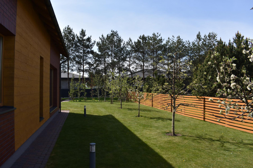Parduodamas namas Žemynos g., Paviešečių k., Panevėžio r. sav., 196.35 m² ploto 4 kambariai 23