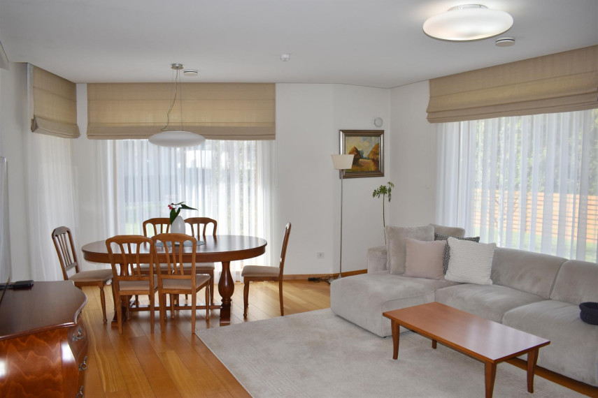 Parduodamas namas Žemynos g., Paviešečių k., Panevėžio r. sav., 196.35 m² ploto 4 kambariai 28