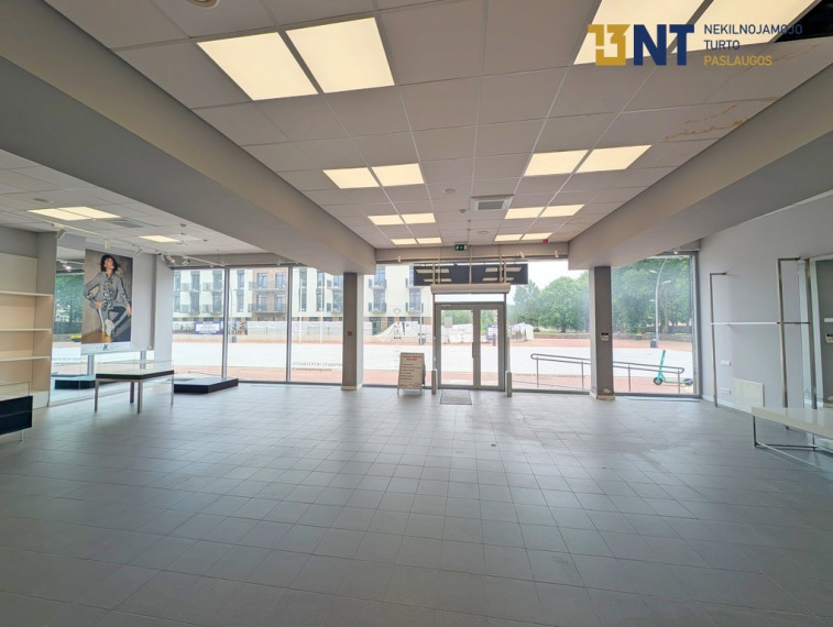 KOMERCINĖS-PREKYBOS PATALPOS ŠIAULIŲ CENTRE, SU RAMPA 3