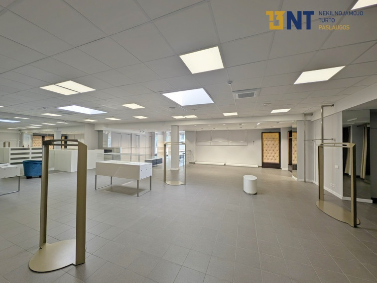 KOMERCINĖS-PREKYBOS PATALPOS ŠIAULIŲ CENTRE, SU RAMPA 13