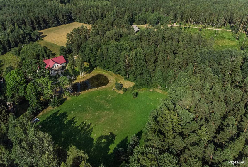 Parduodamas namas Pamiškio g., Jančių k., Šakių r. sav., 625.11 m2 ploto, 2 aukštai 15