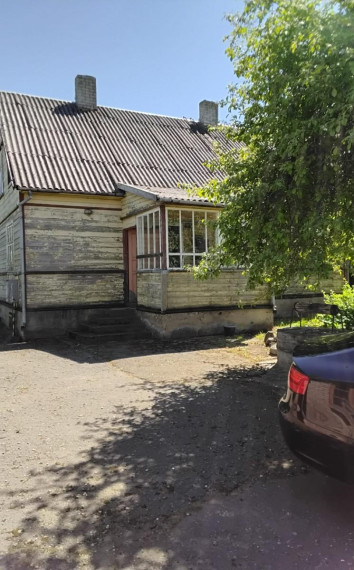 Parduodamas namas Gluosnių g., Mosėdžio mstl., Skuodo r. sav., 144 m² ploto 3 kambariai 4