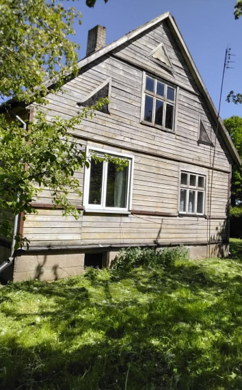 Parduodamas namas Gluosnių g., Mosėdžio mstl., Skuodo r. sav., 144 m² ploto 3 kambariai 6