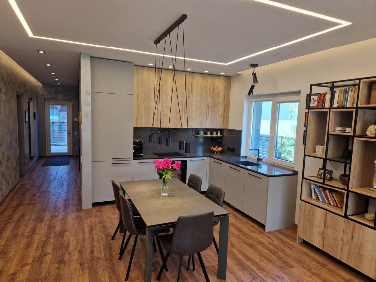 Parduodamas namas Teleičių k., Kauno r. sav., 132.00 m² ploto 4 kambariai 4