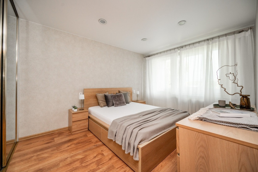 Parduodamas butas Viršuliškių g., Vilniaus m., Vilniaus m. sav., 61.45 m2 ploto, 3 kambariai 6