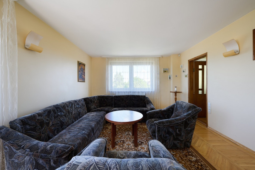 Parduodamas namas Žiburių g., Gargždų m., Klaipėdos r. sav., 235 m2 ploto, 2 aukštai 16