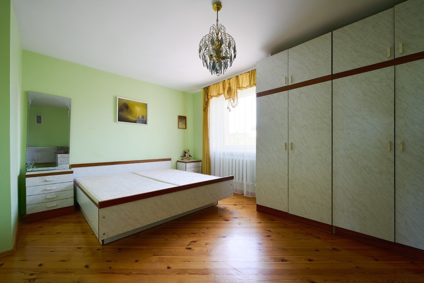 Parduodamas namas Žiburių g., Gargždų m., Klaipėdos r. sav., 235 m2 ploto, 2 aukštai 18