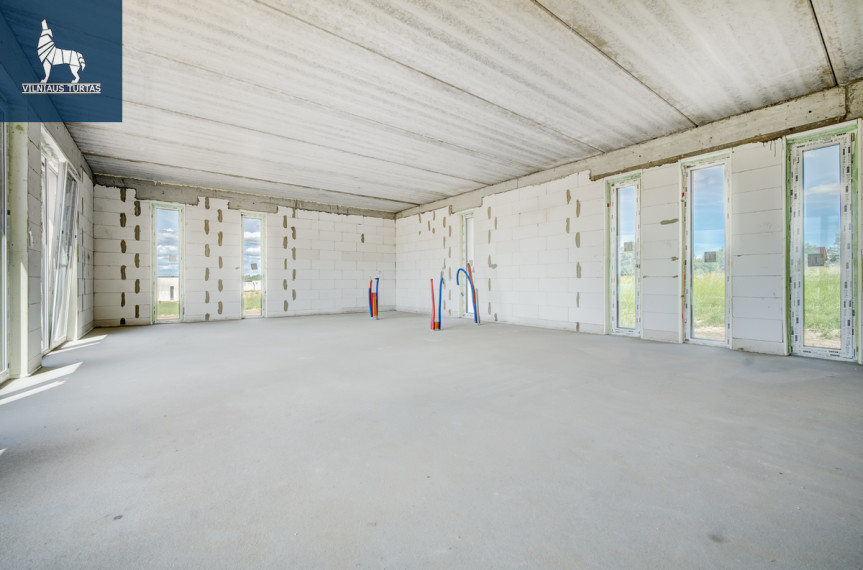 Parduodamas namas Vilniaus m. sav., Nemėžio k., Lenktoji g., 131 m2 ploto, 1 aukštai 16