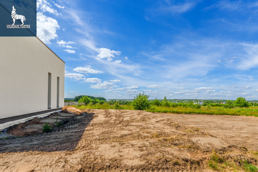 Parduodamas namas Vilniaus m. sav., Nemėžio k., Lenktoji g., 131 m2 ploto, 1 aukštai 20