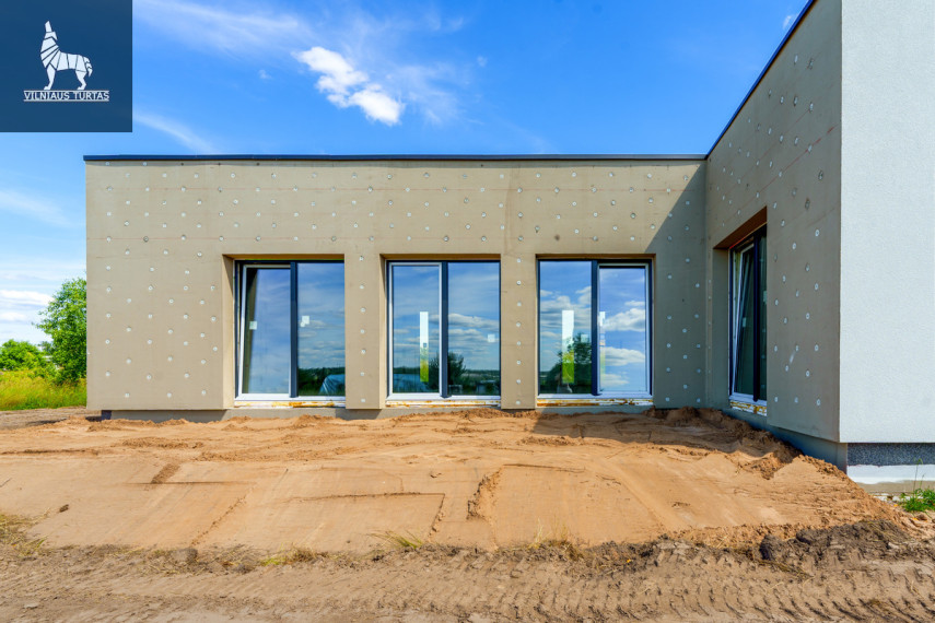 Parduodamas namas Vilniaus m. sav., Nemėžio k., Lenktoji g., 131 m2 ploto, 1 aukštai 21