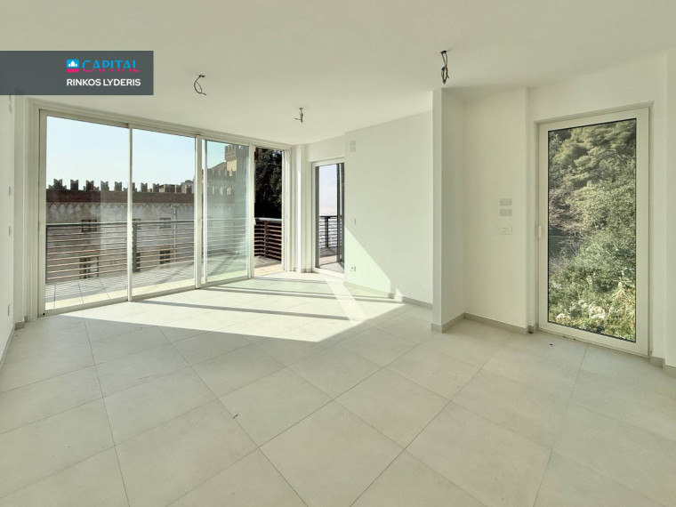 Parduodami 4 kambarių 102 kv. m. apartamentai su vaizdu į jūrą Borghetto Santo Spirito, Ligūrija (Šiaurės Italija) 6