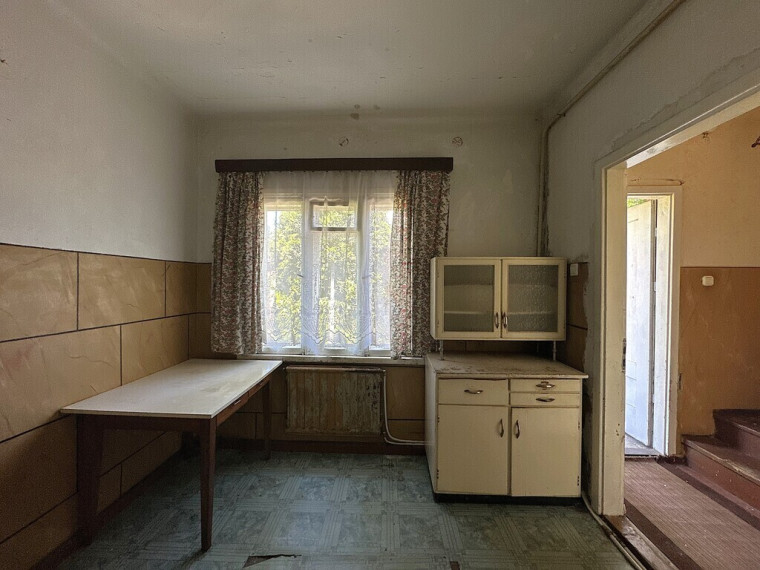 PARDUODAMAS PIRMASIS NAMO AUKŠTAS ŠVYTURIO G. 18, PANEVĖŽYJE 9