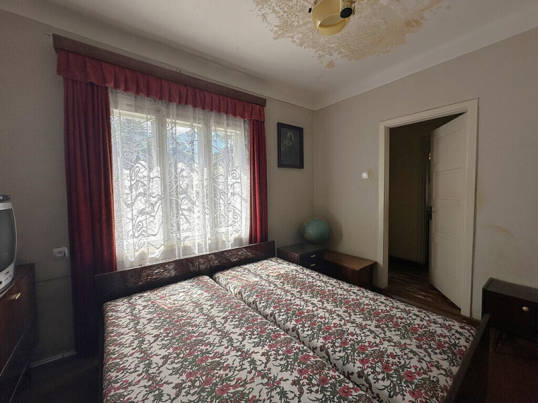 PARDUODAMAS PIRMASIS NAMO AUKŠTAS ŠVYTURIO G. 18, PANEVĖŽYJE 23
