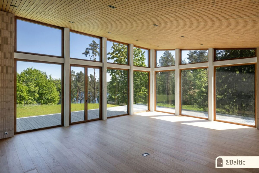 Parduodamas namas Ežerų g., Kaulakių k., Molėtų r. sav., 635.6 m2 ploto, 2 aukštai 1