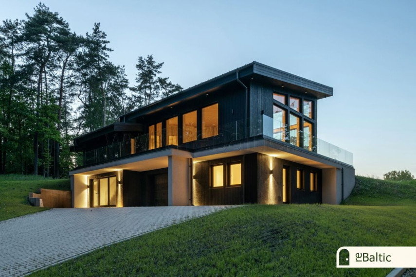 Parduodamas namas Ežerų g., Kaulakių k., Molėtų r. sav., 635.6 m2 ploto, 2 aukštai 6