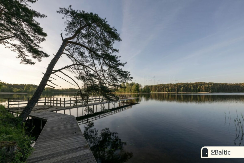 Parduodamas namas Ežerų g., Kaulakių k., Molėtų r. sav., 635.6 m2 ploto, 2 aukštai 13