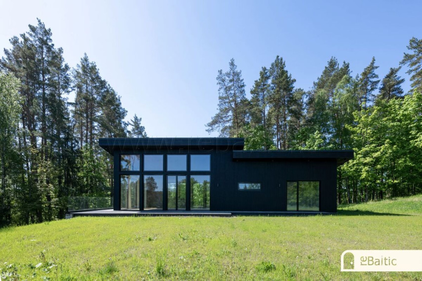 Parduodamas namas Ežerų g., Kaulakių k., Molėtų r. sav., 635.6 m2 ploto, 2 aukštai 17