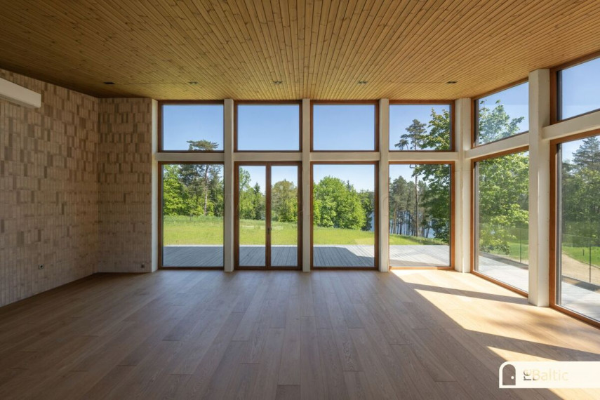 Parduodamas namas Ežerų g., Kaulakių k., Molėtų r. sav., 635.6 m2 ploto, 2 aukštai 20