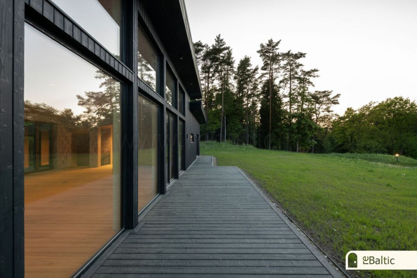 Parduodamas namas Ežerų g., Kaulakių k., Molėtų r. sav., 635.6 m2 ploto, 2 aukštai 25