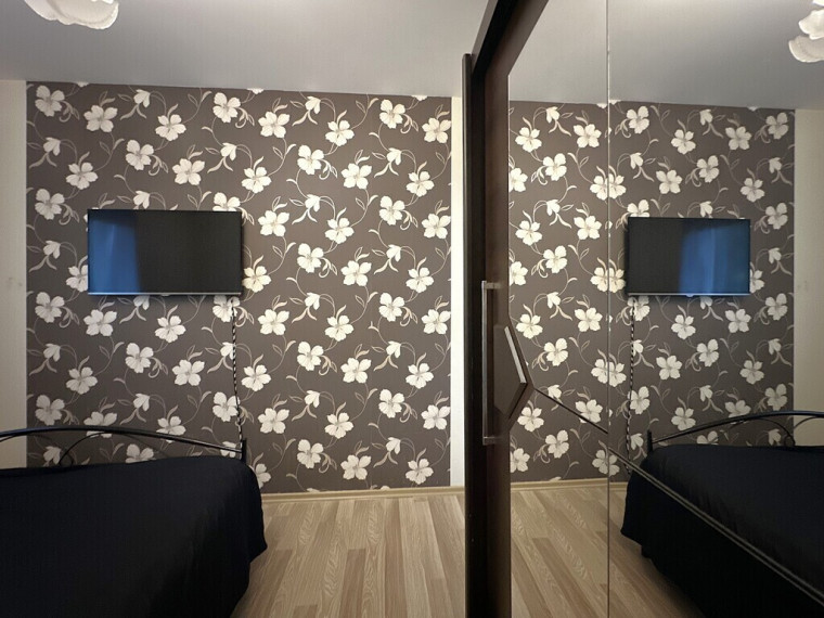 PARDUODAMA KOKYBIŠKAI SUREMONTUOTA NAMO DALIS SU NUOSAVO KIEMO DALIMI PANEVĖŽIO CENTRE, J. BASANAVIČIAUS G. 24 28
