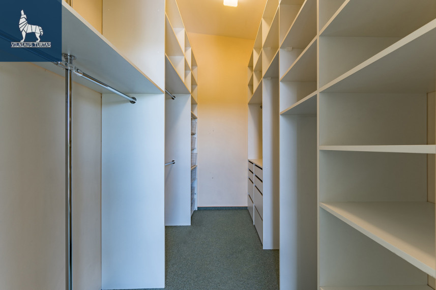 Parduodamas butas Bebrų g., Žvėrynas, Vilniaus m., Vilniaus m. sav., 126 m2 ploto, 3 kambariai 32