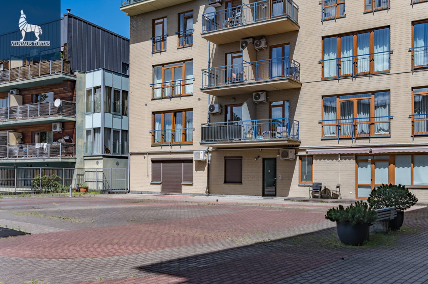 Parduodamas butas Bebrų g., Žvėrynas, Vilniaus m., Vilniaus m. sav., 126 m2 ploto, 3 kambariai 37