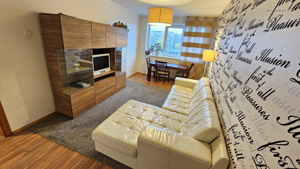 Nuomojamas butas V. Krėvės pr., Dainava, Kauno m., Kauno m. sav., 61.00 m² ploto 3 kambariai 1